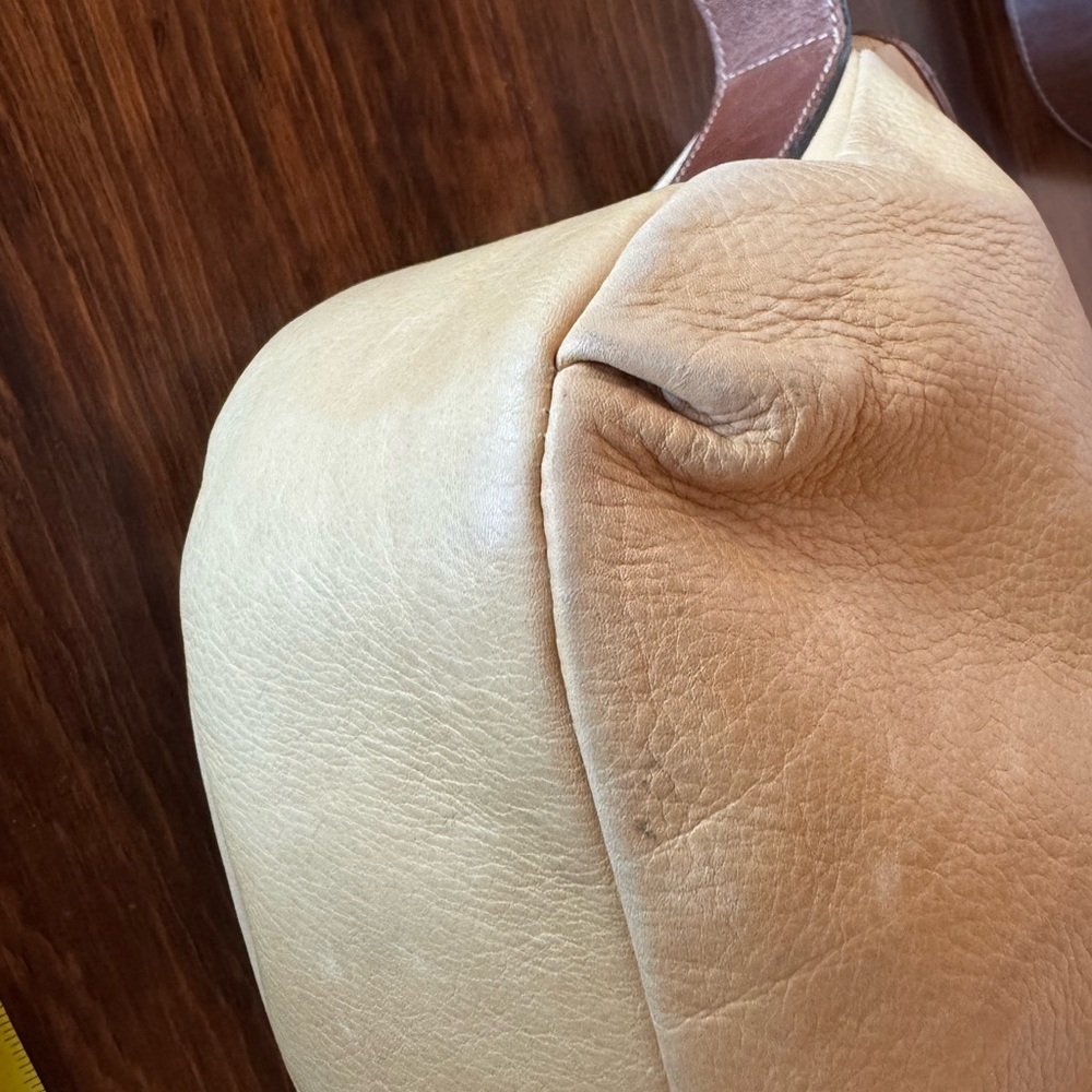 Desmo Italian Soft Leather Crossbody - Picture 10 of 15